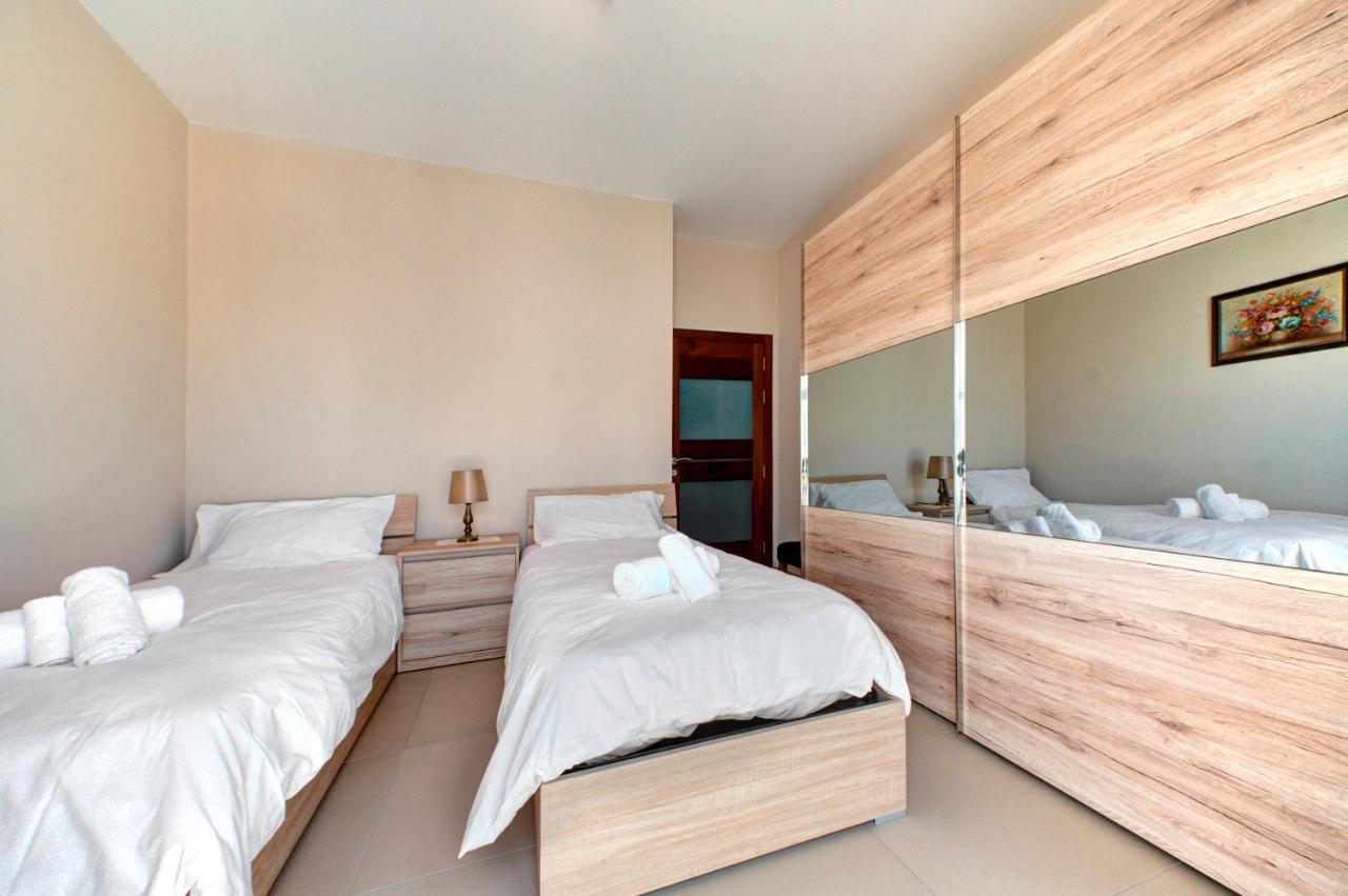 Modern Seaside 2 Bedroom Penthouse With Sea Views Bahía de San Pablo Exterior foto